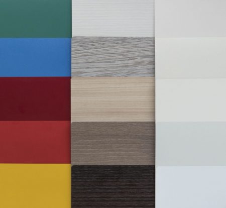 Holz-Schließfachschrank
